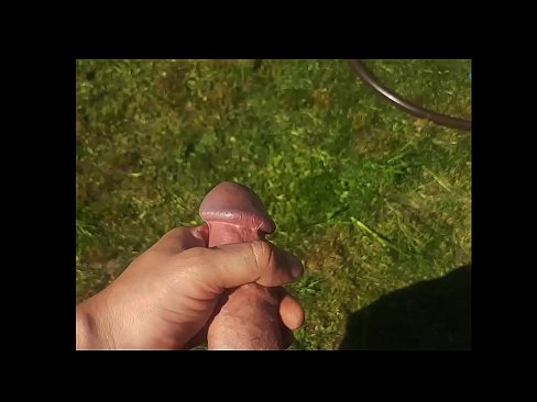 ❤️ Horúca kočka si nechá jebnúť ružovú kundičku a vystrieka sa so squirtom v letnej záhrade ❤️❌ Sex video na sk.basseyn-vsem.ru ❌️❤