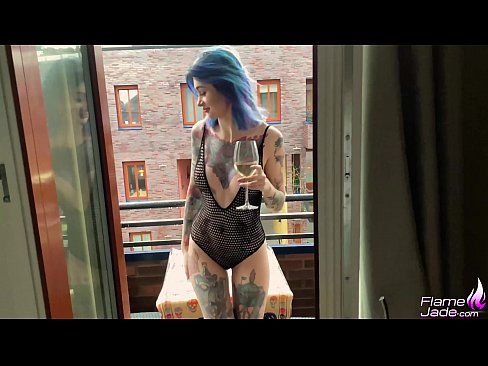 ❤️ Obrovské dievča fajčí s hltom a vášnivo šuká pod holým nebom ❤️❌ Sex video na sk.basseyn-vsem.ru ❌️❤